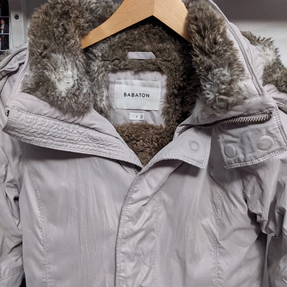 Aritzia Babaton Oscar Down Jacket - Picture 6 of 7